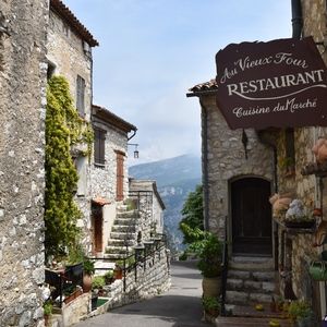 Meet your Posher, Annamaria